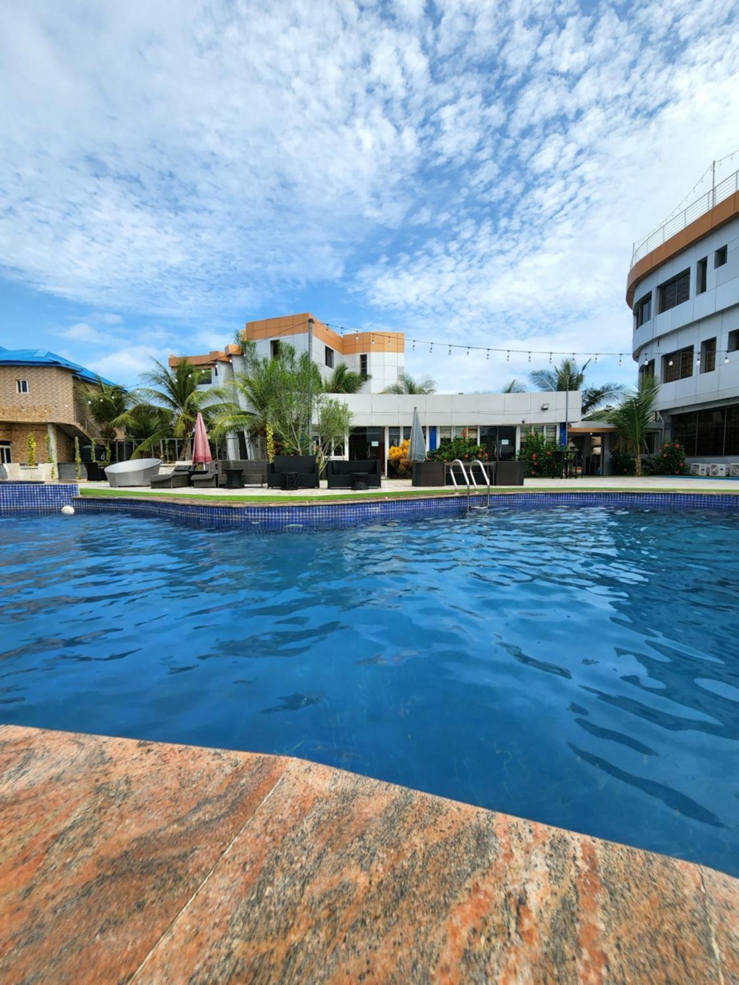 Paradise Beach Resort Lagos Bagian luar foto