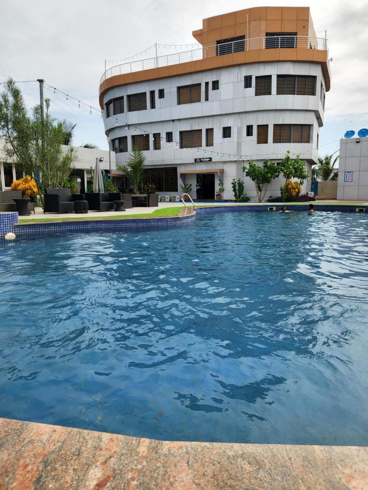 Paradise Beach Resort Lagos Bagian luar foto