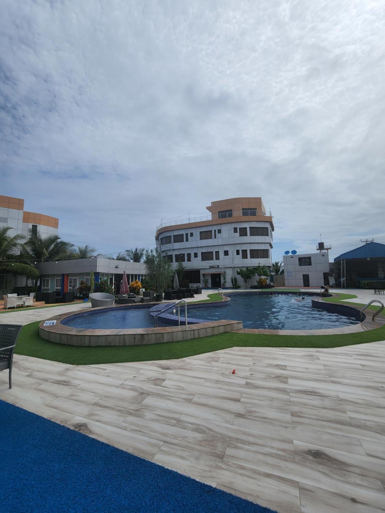 Paradise Beach Resort Lagos Bagian luar foto